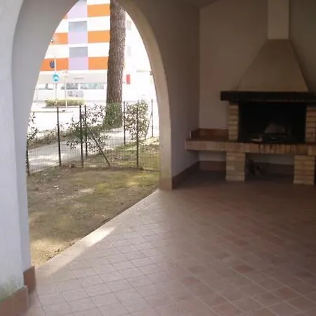 アパート Splendid Two-bedroom Situated In