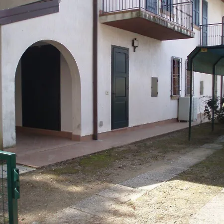 Splendid Two-bedroom Situated In * ビビオーネ